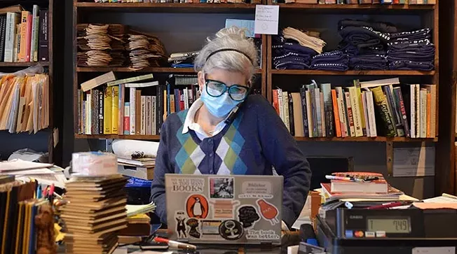 City Books owner Arlan Hess on classic styles, oversized sweaters, and sustainable fashion - Vimarsana News