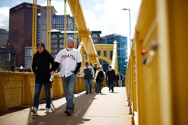 Roberto Clemente Bridge to close down for repairs through 2023 - Vimarsana News