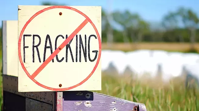 County council approves public parks fracking ban; Fitzgerald prepares to veto - Vimarsana News