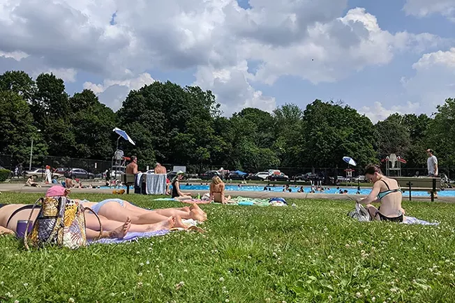 Highland Park Pool closes for the season after weekend mudslide - Vimarsana News