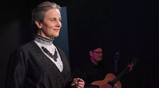 The most dangerous woman in America returns to Pittsburgh for a solo show - Vimarsana News