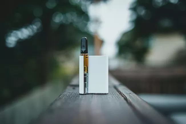 HHC vs THC: Top 10 Reasons To Try HHC Carts - Vimarsana News