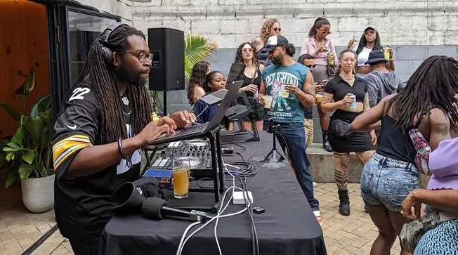Pittsburgh dance party expands with New Year's Eve debut at Roxian Theatre - Vimarsana News