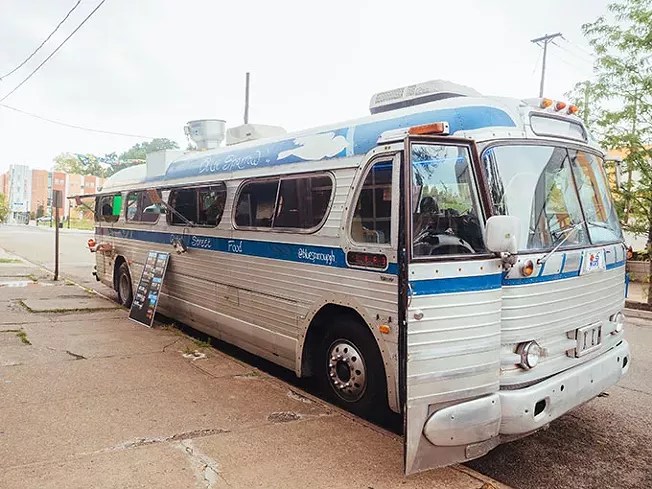 Blue Sparrow parks its food bus for good at Dancing Gnome - Vimarsana News