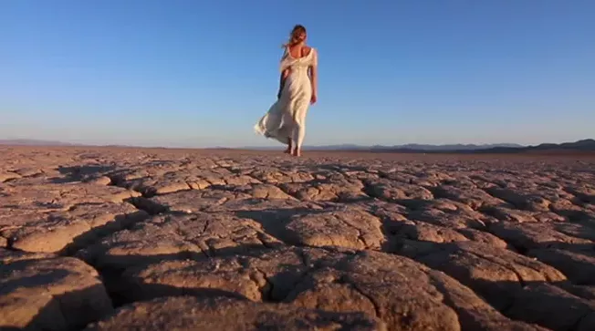 The Outwaters delivers a jarring descent into Lovecraftian desert horror - Vimarsana News