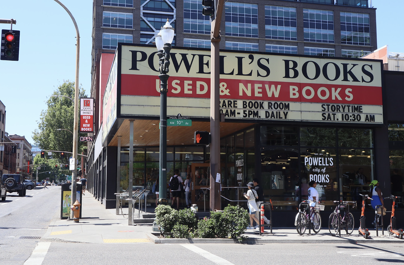 Pop-up Bookstore Honors a Man Who Meant to Give It All Away