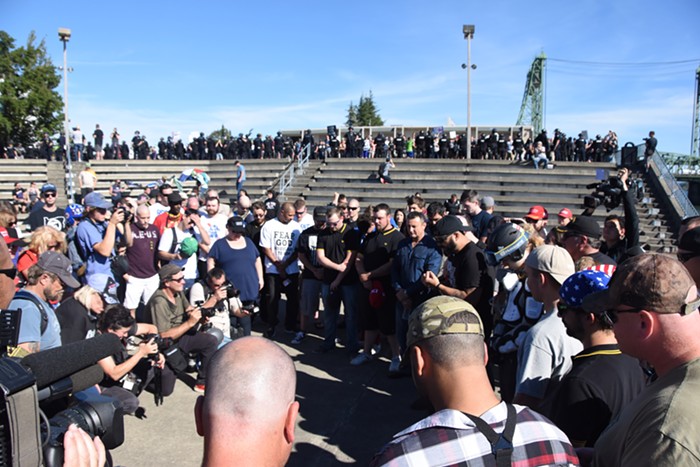 Patriot Prayer, praying