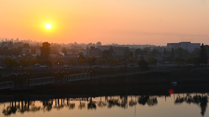 Good Morning, News: Wildfire Smoke Lingers Over Portland, Gunfire at Jefferson High, and Another Collision by Cleveland High - Vimarsana News