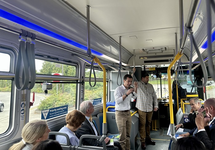 Pete Buttigieg's Tour of 82nd Avenue Underscores Opportunities, Ultimatums For One of Portland's Busiest Corridors - Vimarsana News