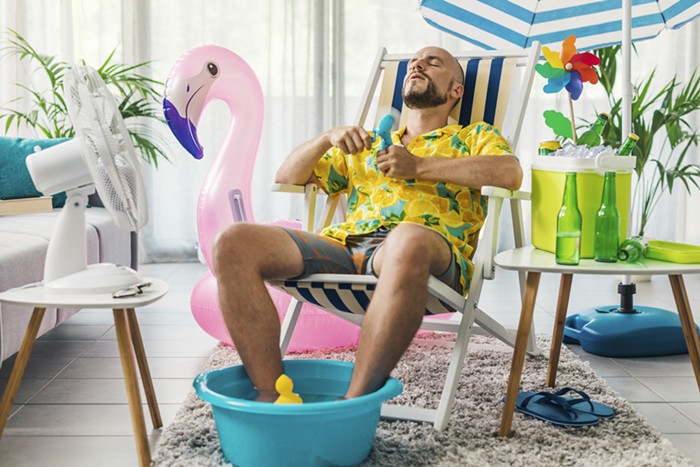 Good Morning, News: How To Beat the Heat, the Roots of Oregon's Criminal Defense Crisis, and Trump's Indictment For the 2020 Election Scheme - Vimarsana News