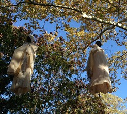 Saint Louis Zoo Accused of Racially Insensitive Halloween Decorations | News Blog