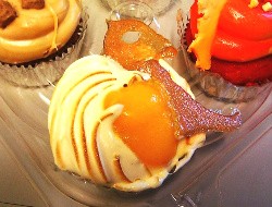 Tang-infused cupcake - AMANDA WOYTUS