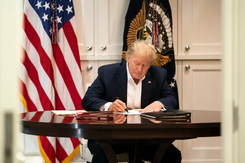 So great at writing letters. - ARCHIVED TRUMP WHITEHOUSE FLICKR