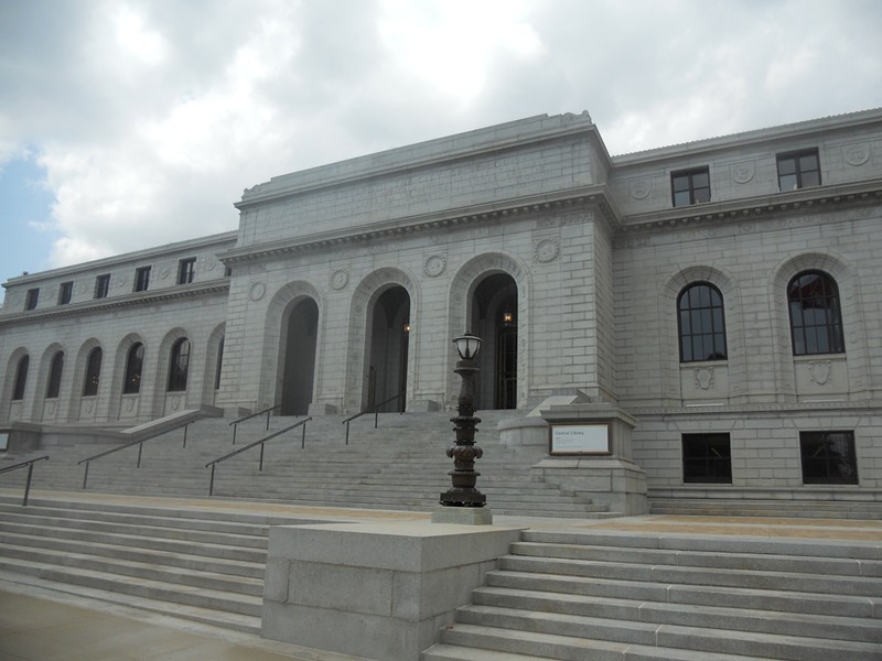 St. Louis Public Library, Central Branch. - PHOTO VIA FLICKR/VALERIE