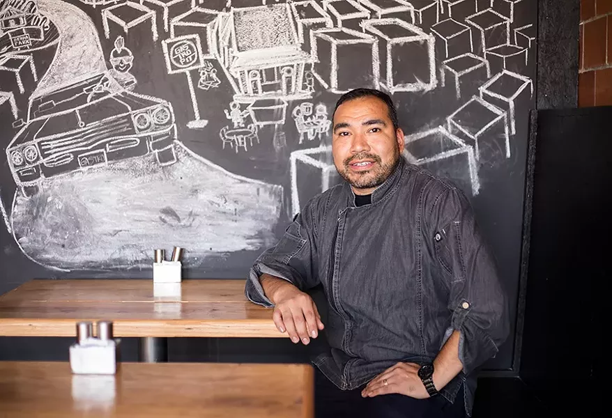 Pitmaster Carlos Hernandez. - MABEL SUEN