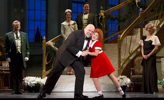 Annie Musical At Fox Theatre Has All The Charm Of Broadway Original Arts Blog