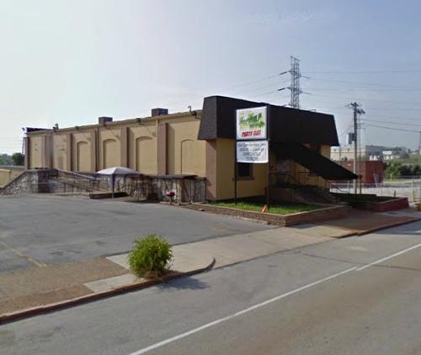 St. Louis Police Raid Swingers Club &quot;Red 7&quot;; Consenting Adults Beware! | News Blog