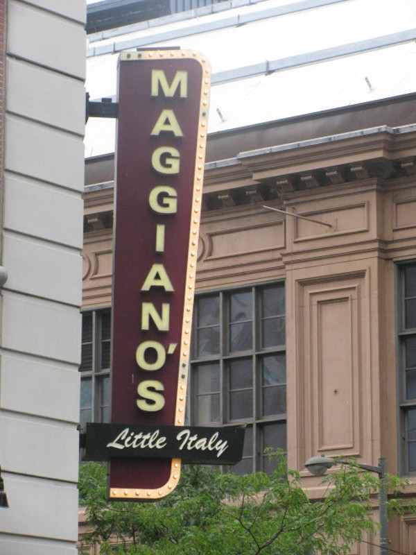 Maggiano&#39;s Little Italy | Richmond Heights | Italian, Restaurants | Restaurants