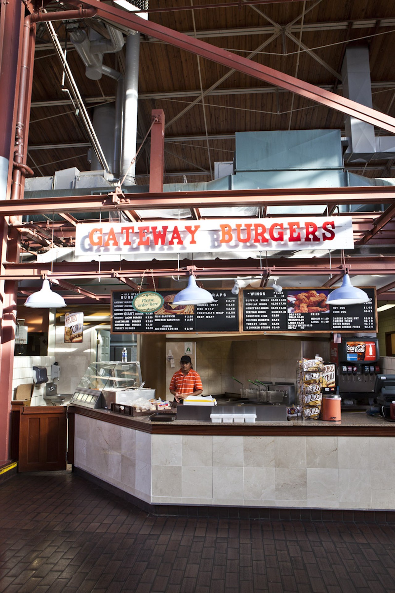 Gateway Burgers | St. Louis - Downtown | Burgers, Hot Dogs | Restaurants