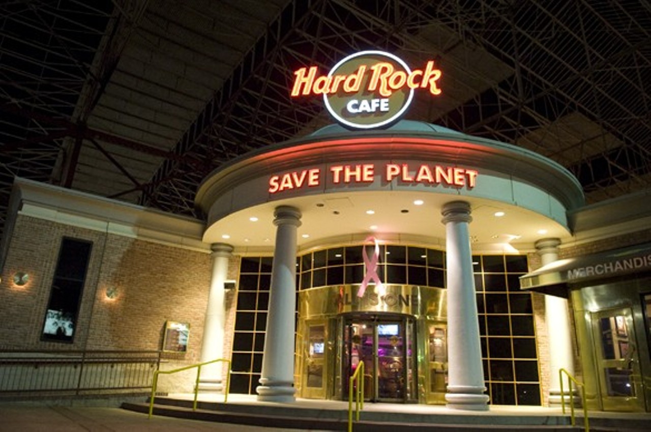 Hard Rock Cafe | St. Louis - Downtown | American, Bars and Clubs, Music Venues | Restaurants