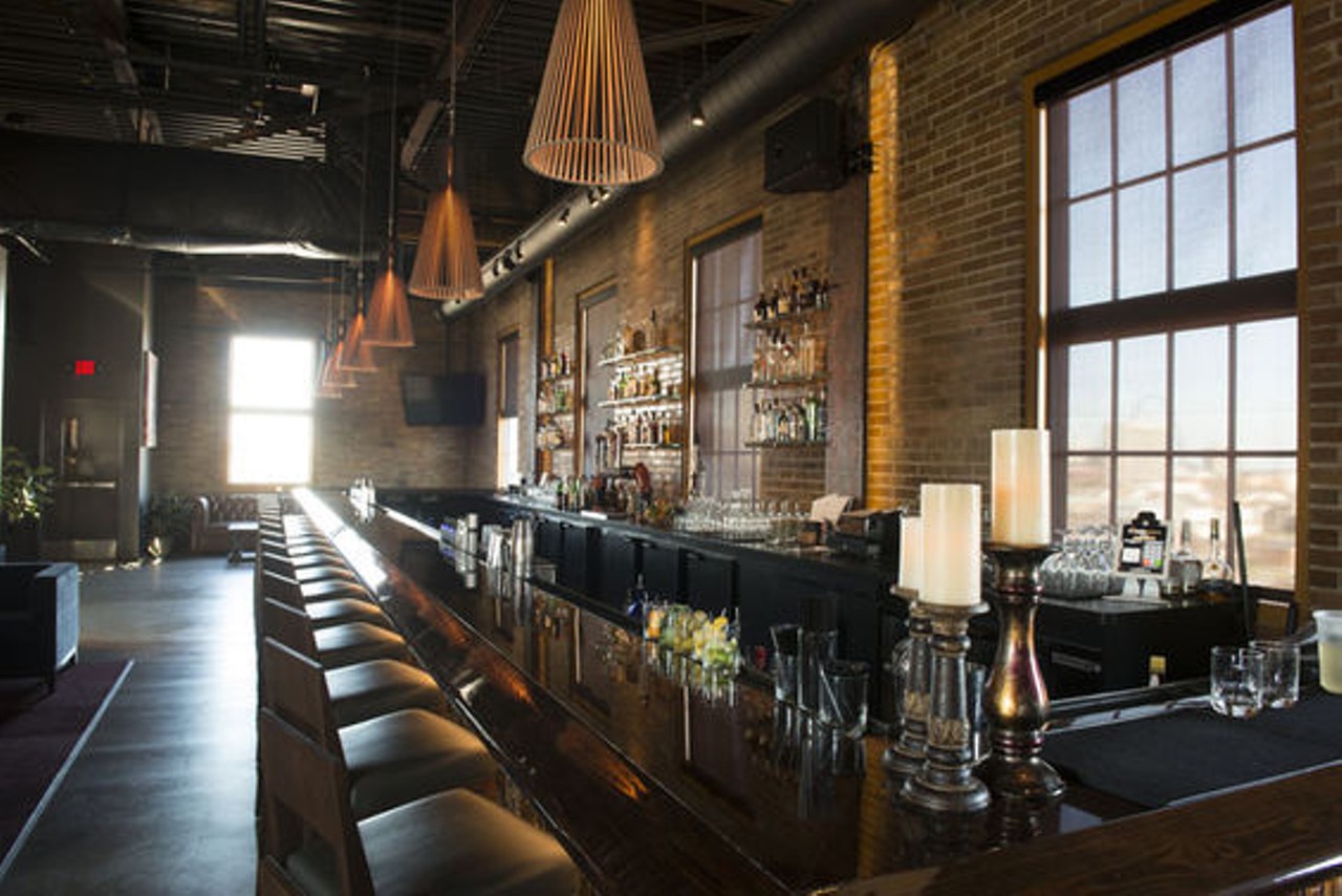 Element | St. Louis - Lafayette Square | American, Bars and Clubs | Restaurants