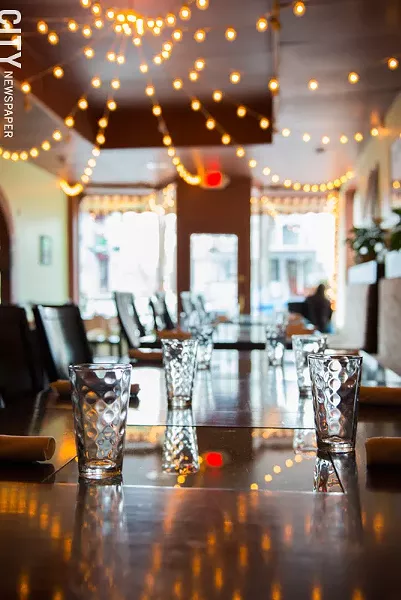 The dining room at Roam Cafe. - PHOTO BY THOMAS J. DOOLEY