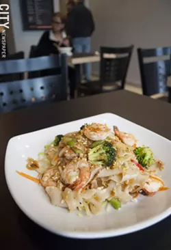 Pick your protein and choose your heat level at Khong Thai. - PHOTO BY RENÉE HEININGER
