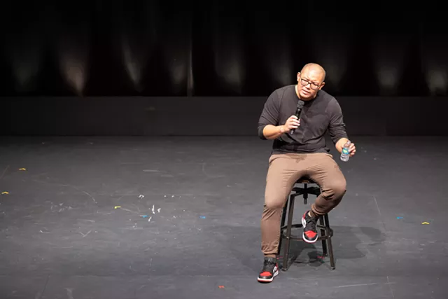 Stupid Ed blends smart and sophomoric comedy in Fringe stand-up set - Vimarsana News