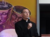 Fr.Sean Carroll speaking in Nogales, Mexico - Uploaded by Bob Ames