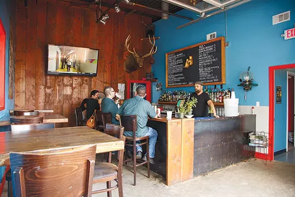 Pub Stay Golden Social House Flavor Issue San Antonio Current