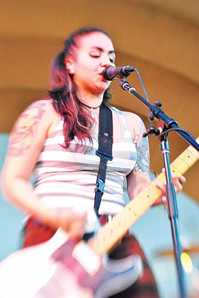 GIAC’s Nina Diaz captivates more than 1,000 Angeleno fans - RAFAEL CÁRDENAS