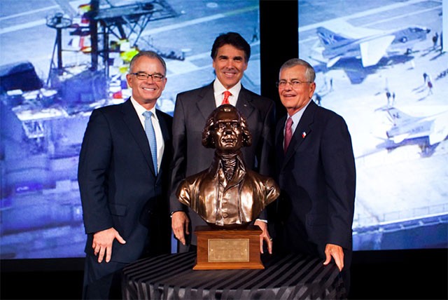 Gov. Rick Perry being awarded the American Legislative Exchange Council's (ALEC) Thomas Jefferson Freedom Award at the group's 2010 Annual Meeting