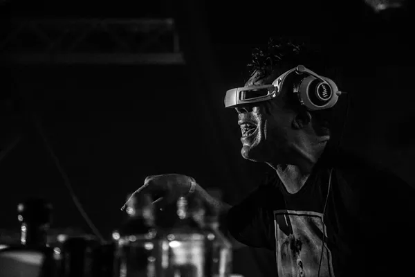 FACEBOOK, CRYSTAL METHOD