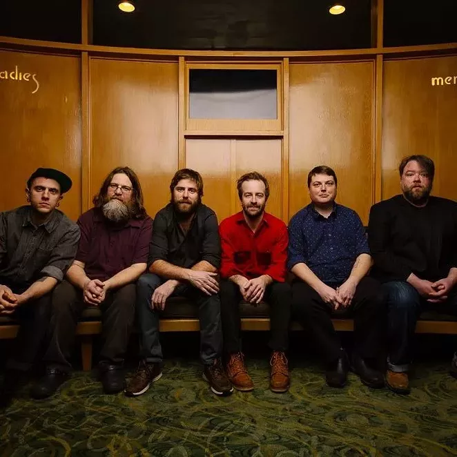 FACEBOOK / TRAMPLED BY TURTLES