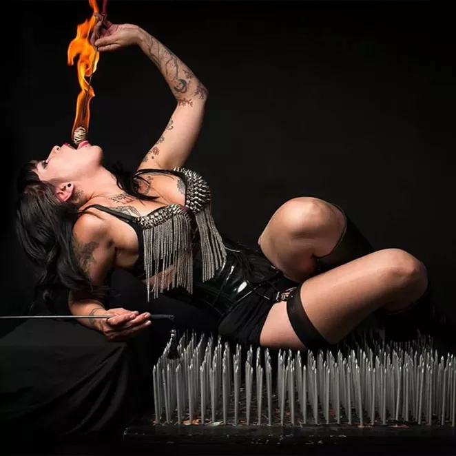 LE STRANGE SIDESHOW’S LITA DEADLY CAPTURED BY SPARX PHOTOGRAPHY