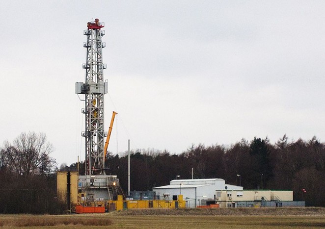 Hydraulic fracturing sites such as this one pump chemical-laden water into the ground to release oil and gas. - WIKIMEDIA COMMONS / BATTENBROOK