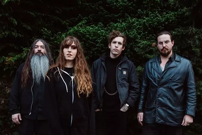 Emma Ruth Rundle - FACEBOOK / EMMA RUTH RUNDLE
