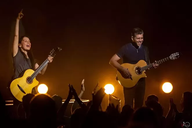 FACEBOOK / RODRIGO Y GABRIELA