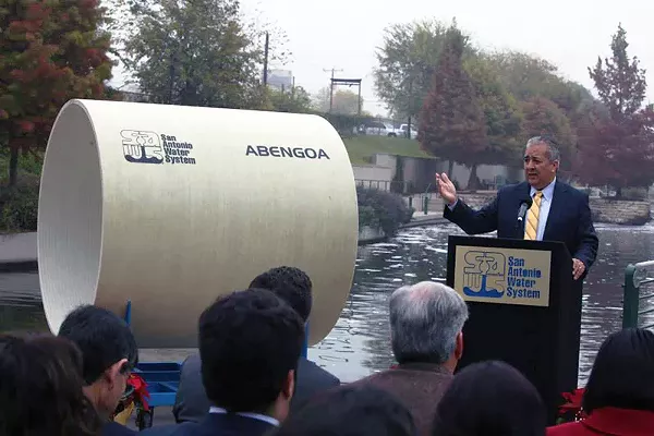 SAWS CEO Robert Puente, back before Abengoa announced bankruptcy proceedings. - SAWS | FACEBOOK