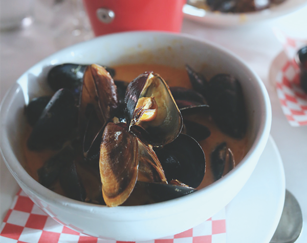 Mussels from La Frite - PHOTO BY ROB CARR