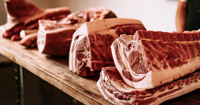 San Antonio chef and butcher Joe Saenz to resume in-person whole hog butchering classes next week. - INSTAGRAM / SWINEHOUSESA