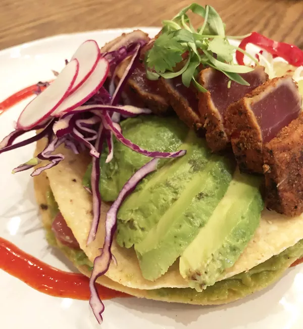 Domingo Restaurante's tuna tostada. - NINA RANGEL