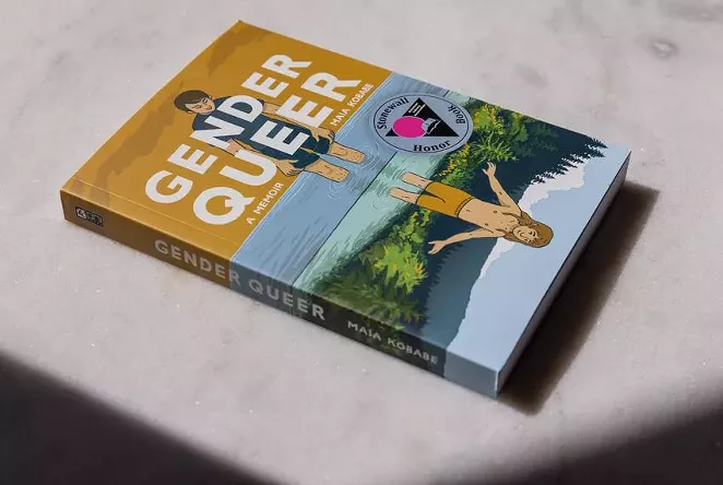 "Gender Queer: a Memoir" by Maia Kobabe on Nov. 12, 2021. - TEXAS TRIBUNE / MICHAEL GONZALEZ
