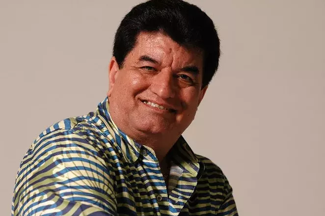 VIA FACEBOOK, FITO OLIVARES