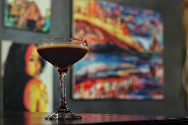 Black Manhattan at Ventura - INSTAGRAM/@DRINKING.IN.SA