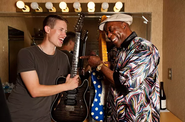 (L-R) Jonny Lang, Buddy Guy - FACEBOOK, JONNY LANG