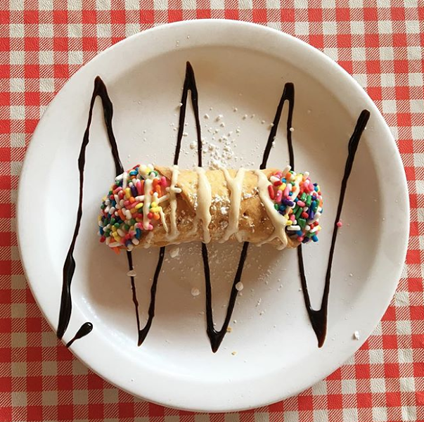 Fratello's Deli - PHOTO VIA INSTAGRAM / JESSELIZARRARAS