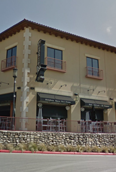 Bar Louie Closes San Antonio Location in Stone Oak As Company Files for Bankruptcy