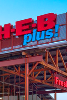 With Texas' state mandate lifted, H-E-B will "urge" — but not require — customers to wear face masks.