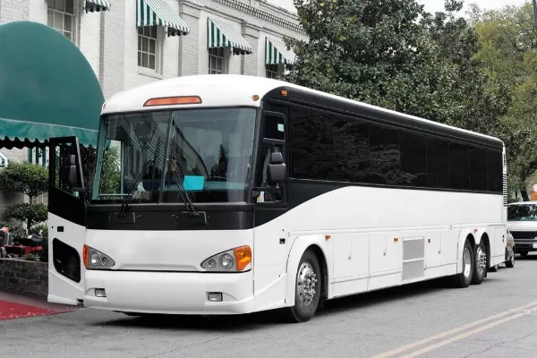 culinaria-charter-bus-1.jpg